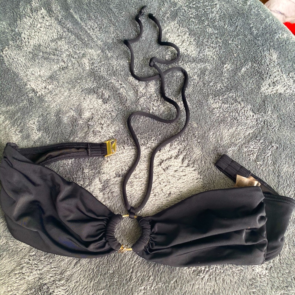 Victoria’s Secret bathing suit bikini top